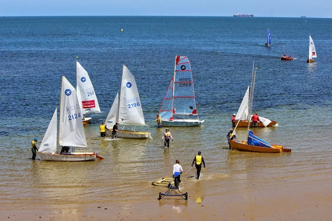 Beaumaris Beach sailing regatta