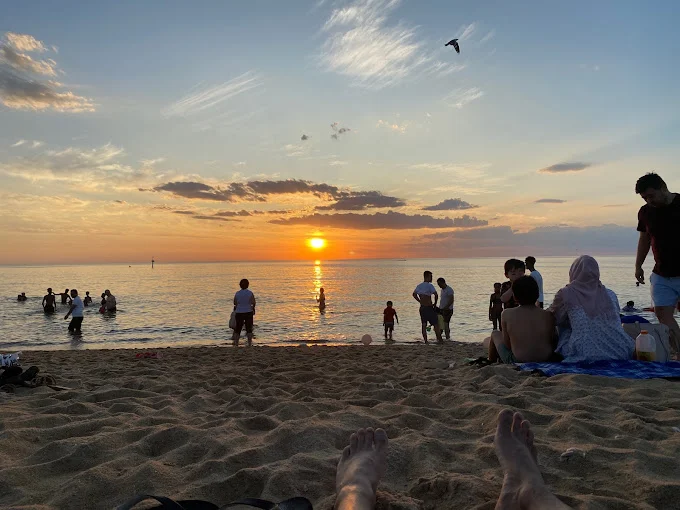Mordialloc Beach at sunset